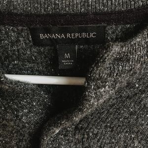 BANANA REPUBLIC PULLOVER